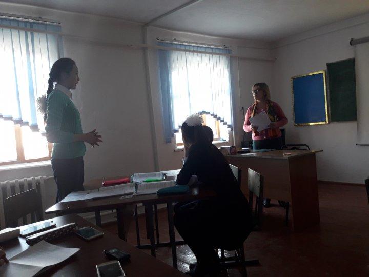 Ж.Әлімханова ашық сабағынан суреттер